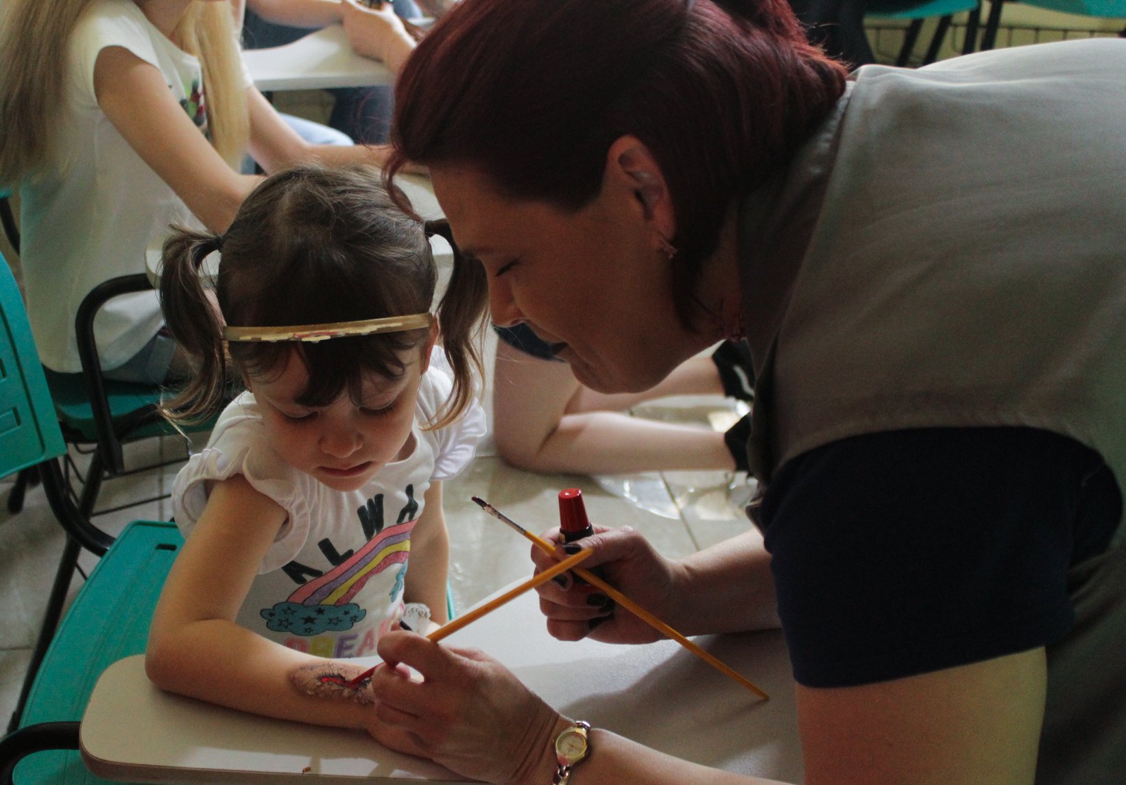 74289982_1321251318036854_44089385481666560_n